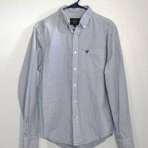 American Eagle Classic Fit Button-Down Shirt – Size Small – Blue & White Stripes